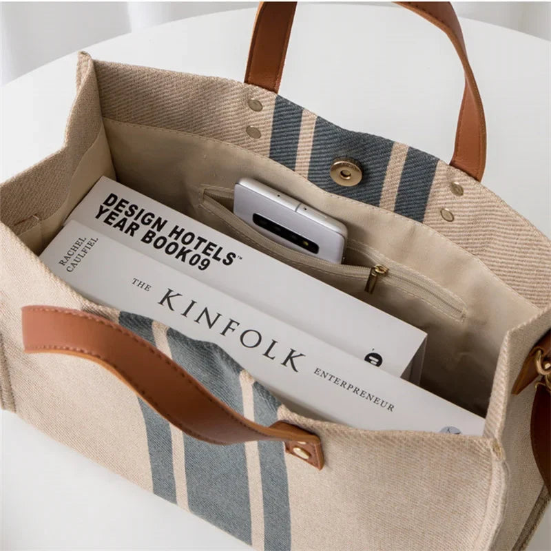 Nayah | Tote Bag - By Qivii