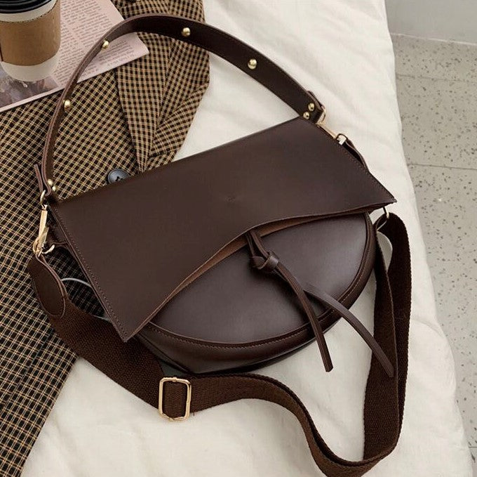 Lune | Crossbody Bag - By Qivii