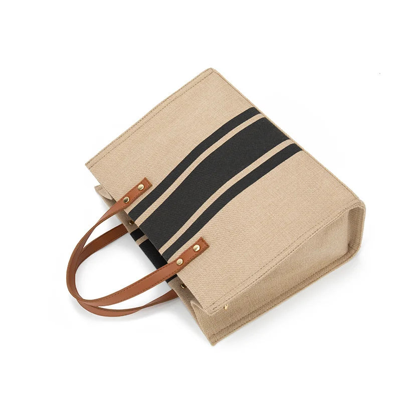 Nayah | Tote Bag - By Qivii