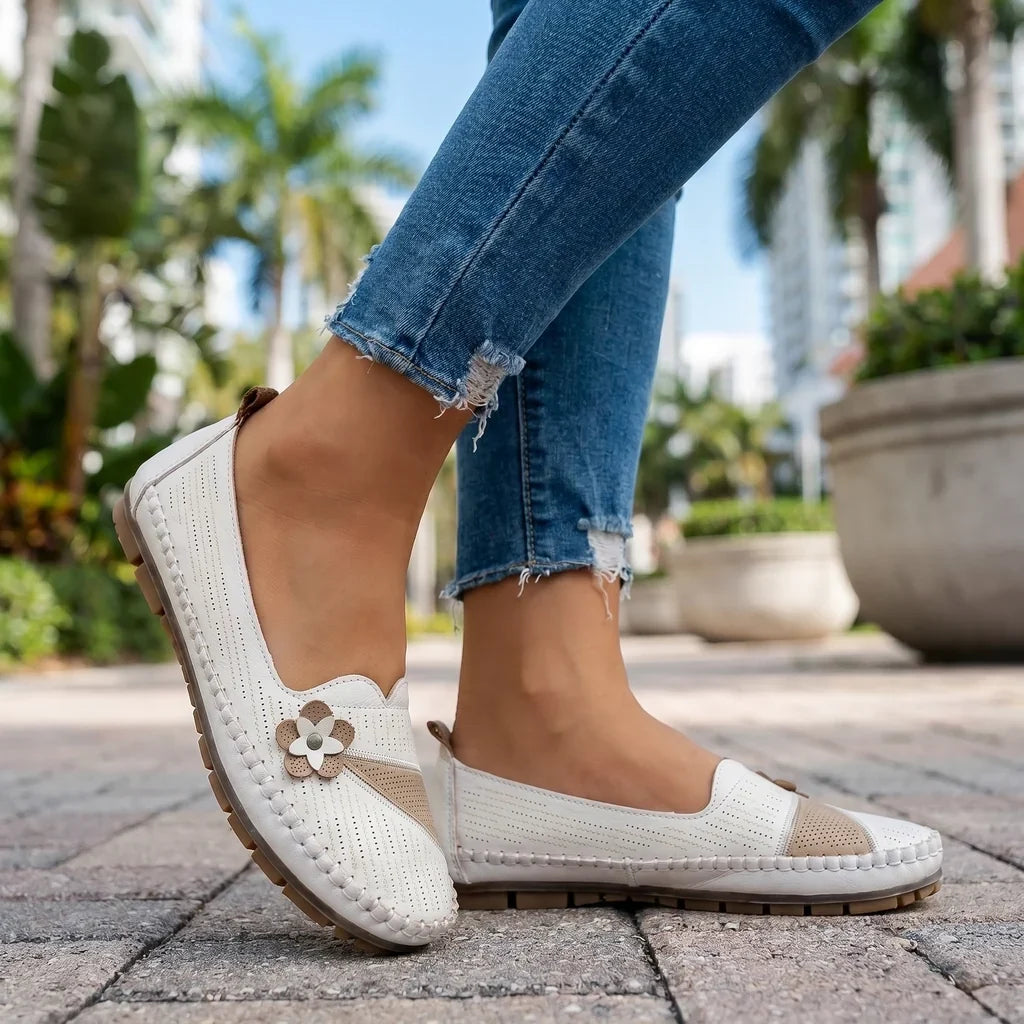 Jorja Floral Loafers - By Qivii