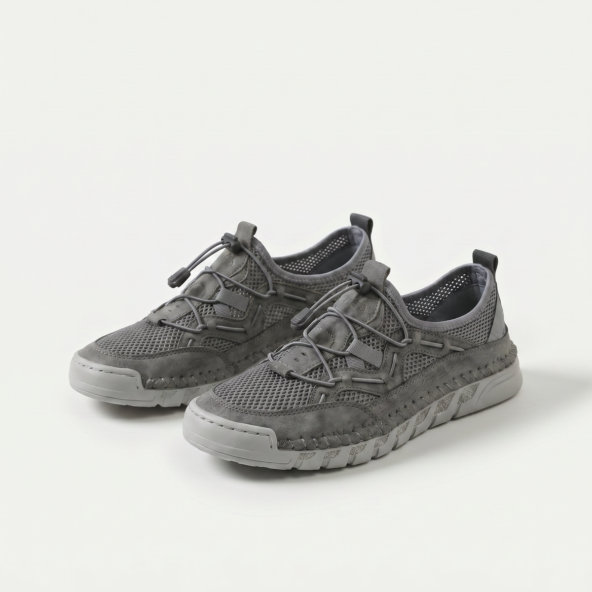 Elara – Der atmungsaktive Komfortschuh - By Qivii