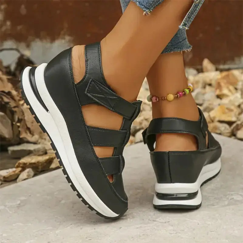 Lone - Perfekt bequeme Sandalen - By Qivii