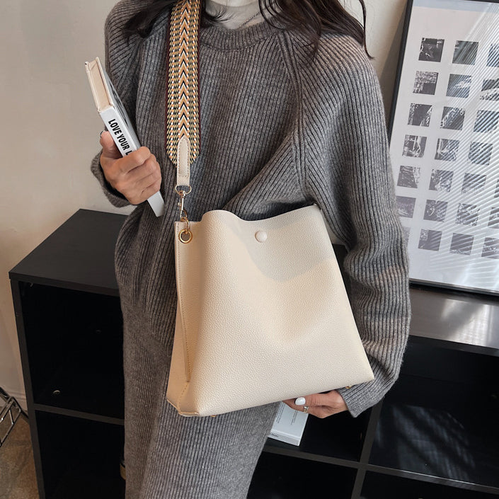 Montelise | Crossbody Bucket Bag - By Qivii