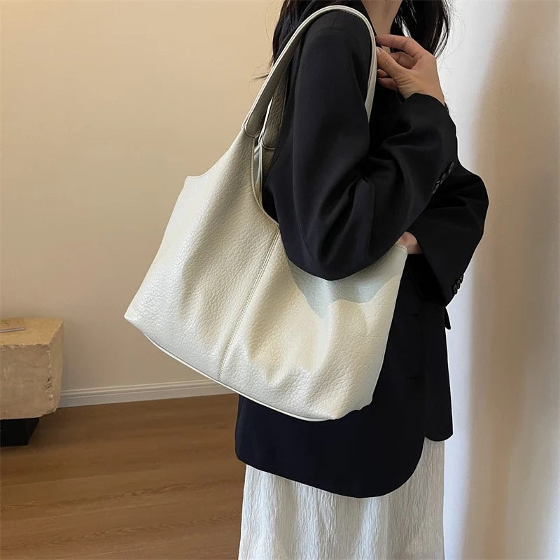 Nalah | Tote Bag - By Qivii