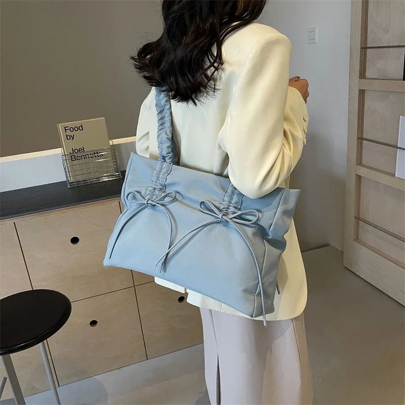 Noeda | Tote Bag - By Qivii