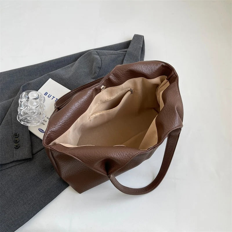 Nalah | Tote Bag - By Qivii