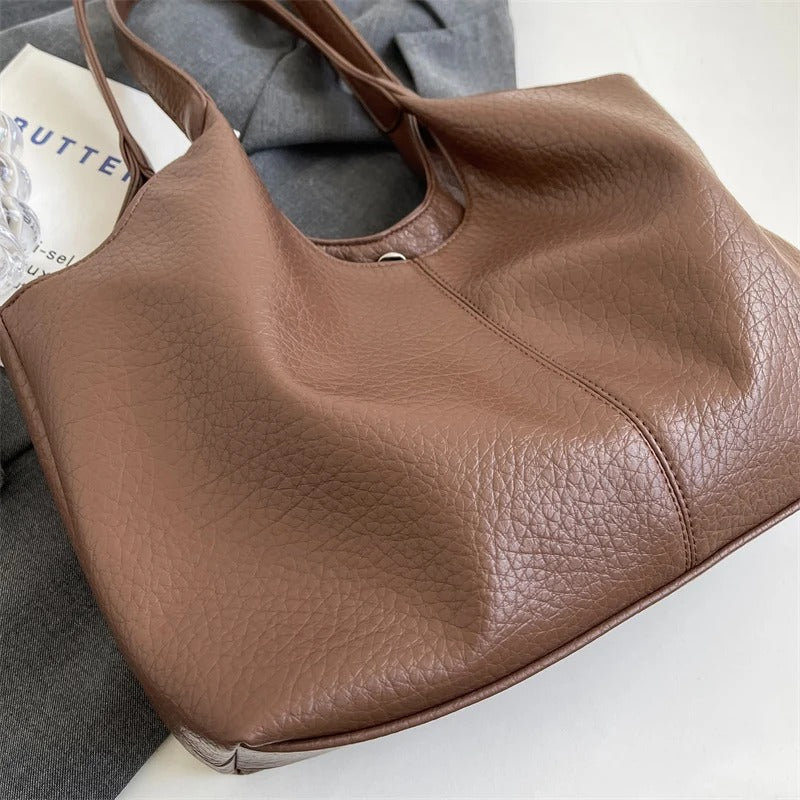 Nalah | Tote Bag - By Qivii
