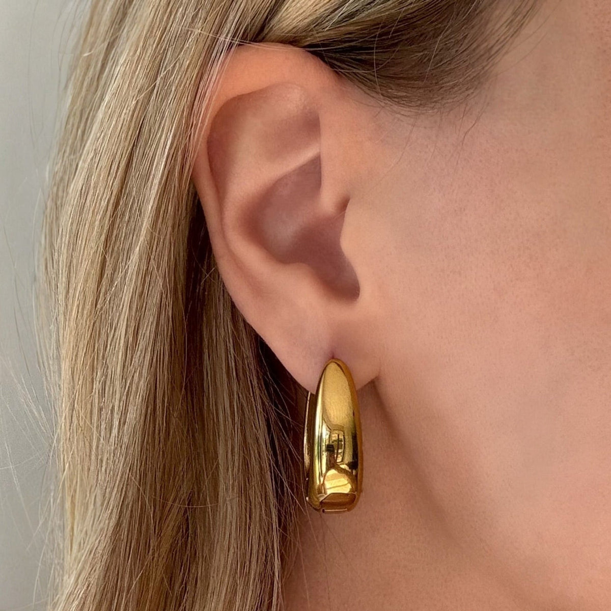 Brandy Earrings | By Qivii