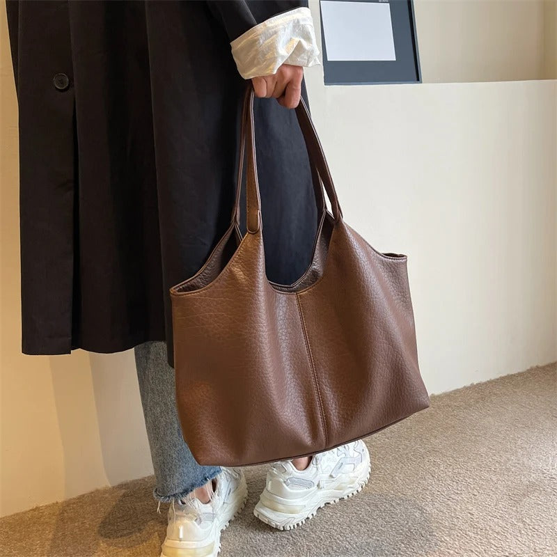 Nalah | Tote Bag - By Qivii