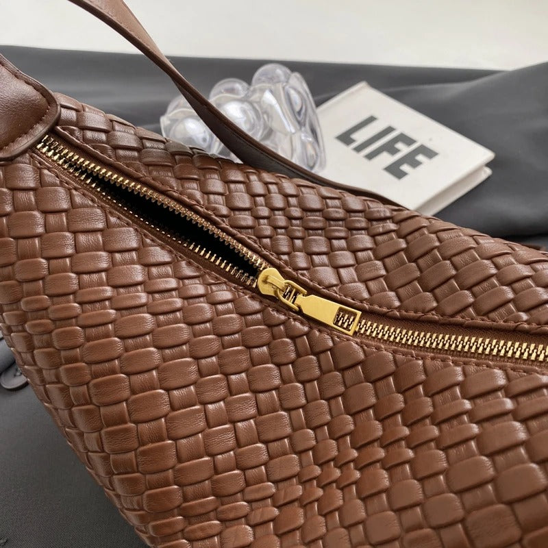 Cynha | Crossbody Bag - By Qivii