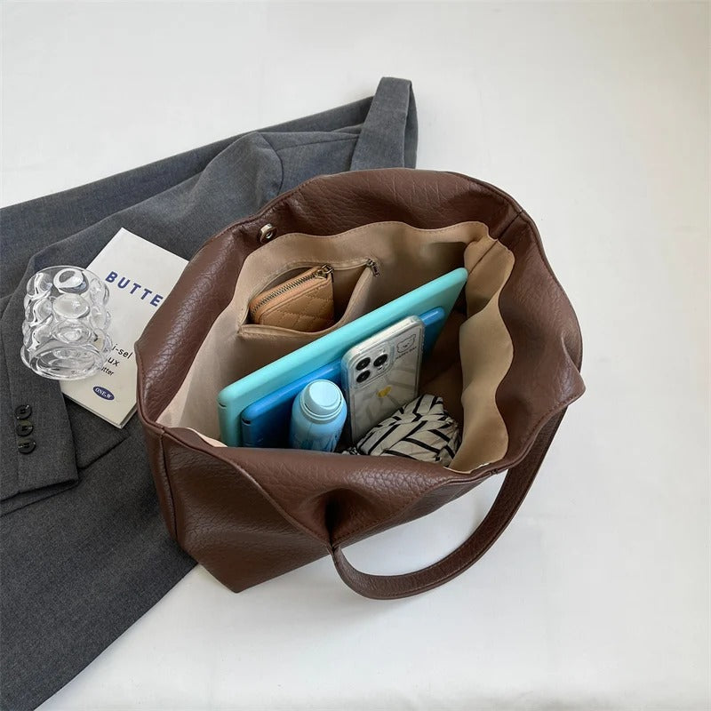 Nalah | Tote Bag - By Qivii