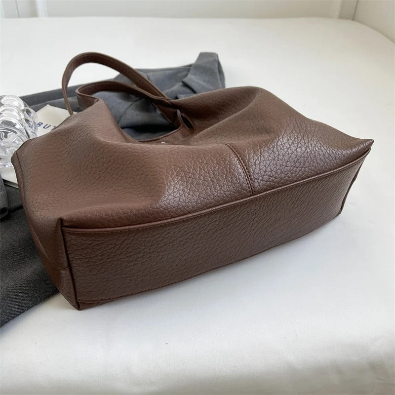Nalah | Tote Bag - By Qivii