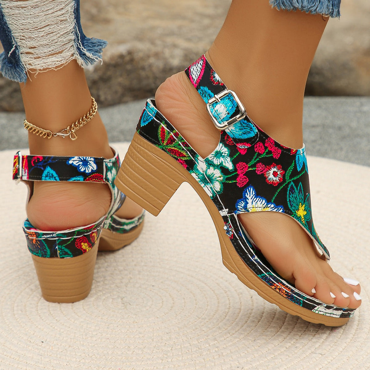 Sonora Sandals - By Qivii