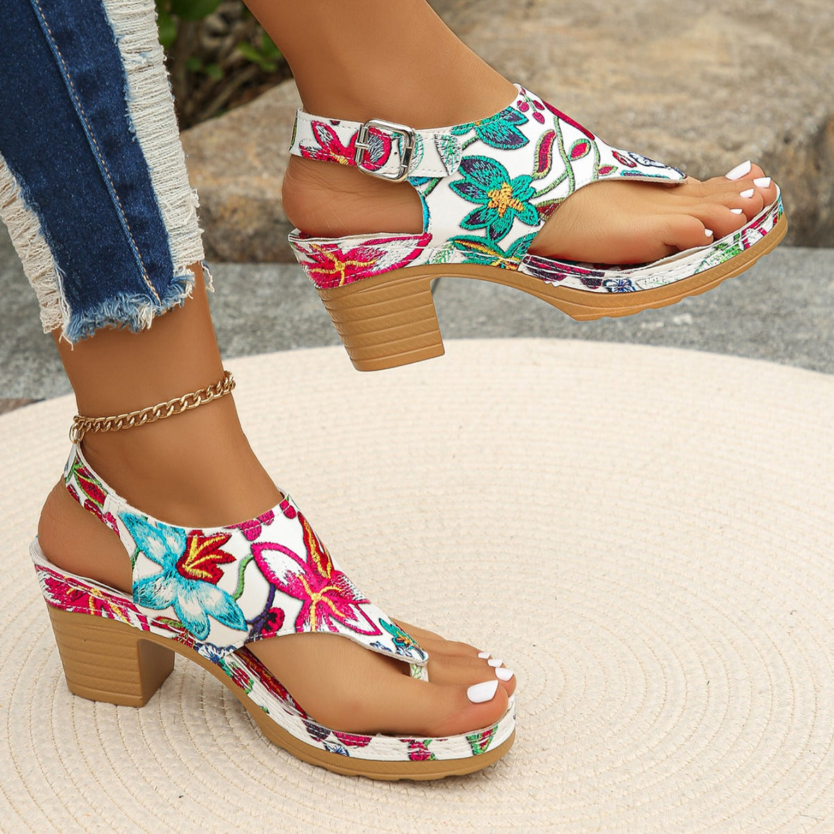 Sonora Sandals - By Qivii