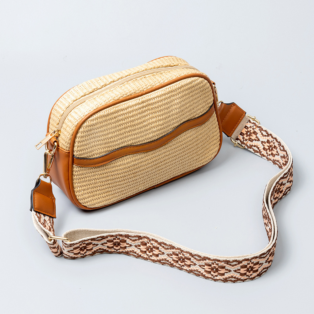 Auma | Crossbody Bag - By Qivii