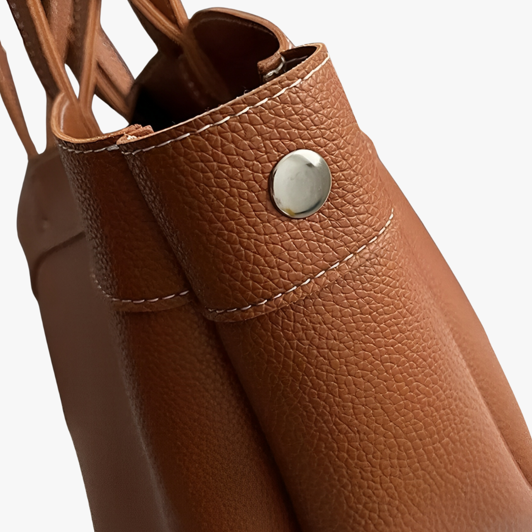 Aona | Tote Bag - By Qivii
