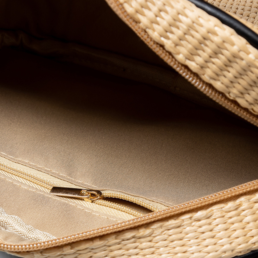Auma | Crossbody Bag - By Qivii