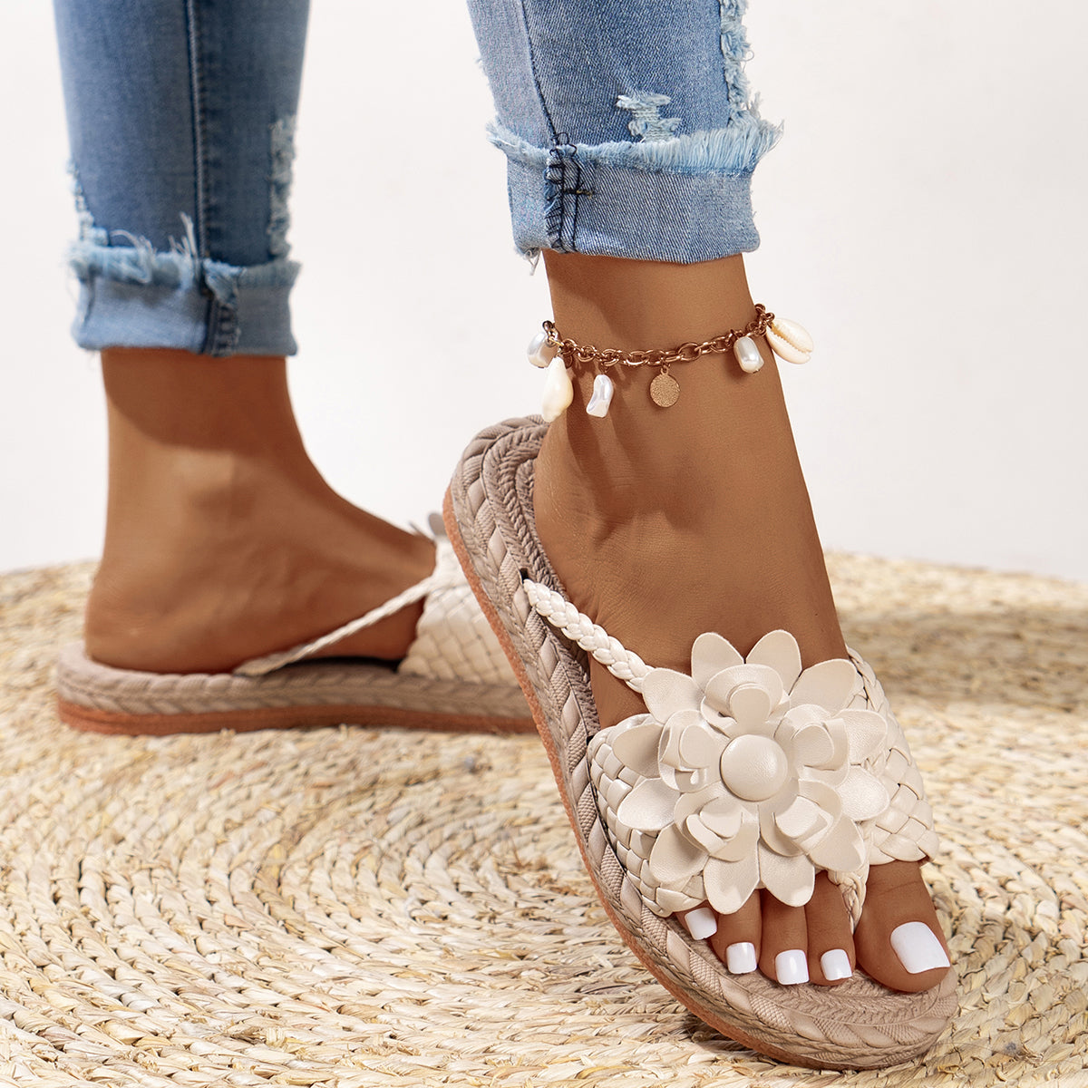 Solmira Sandals - By Qivii