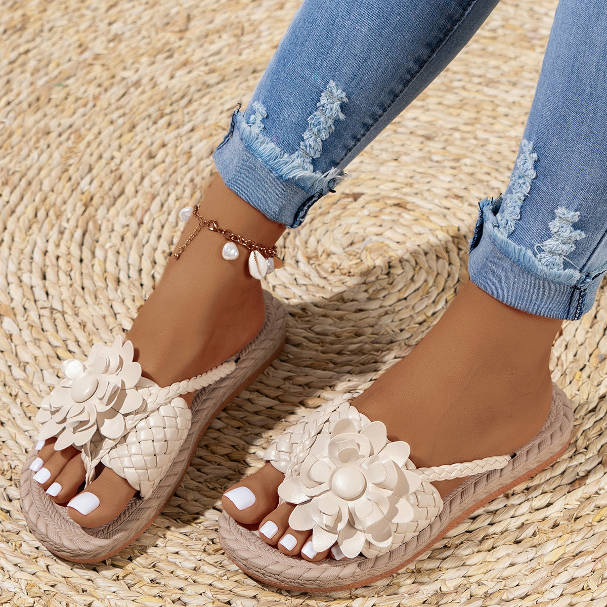 Solmira Sandals - By Qivii