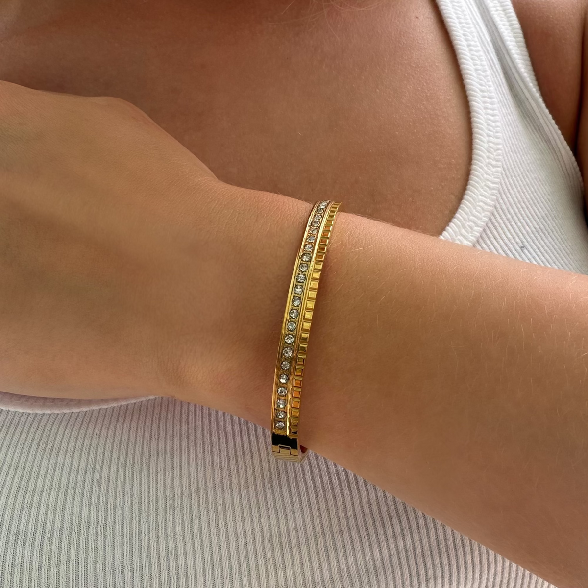 Royalty Tennis Bangle | By Qivii