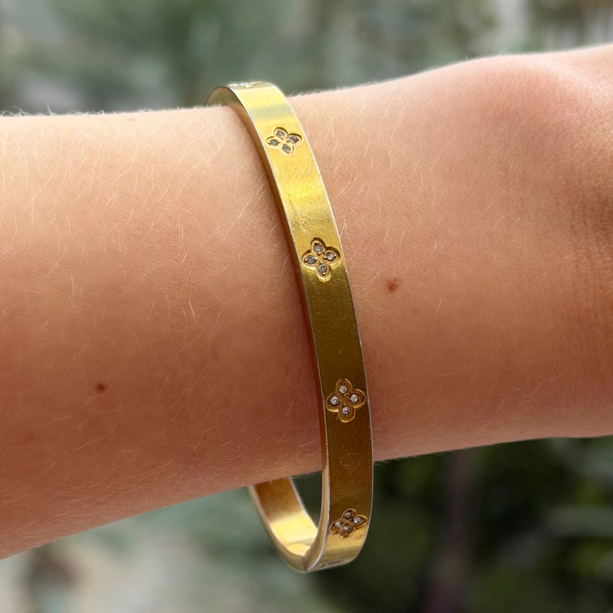 Rosalia Bangle | By Qivii