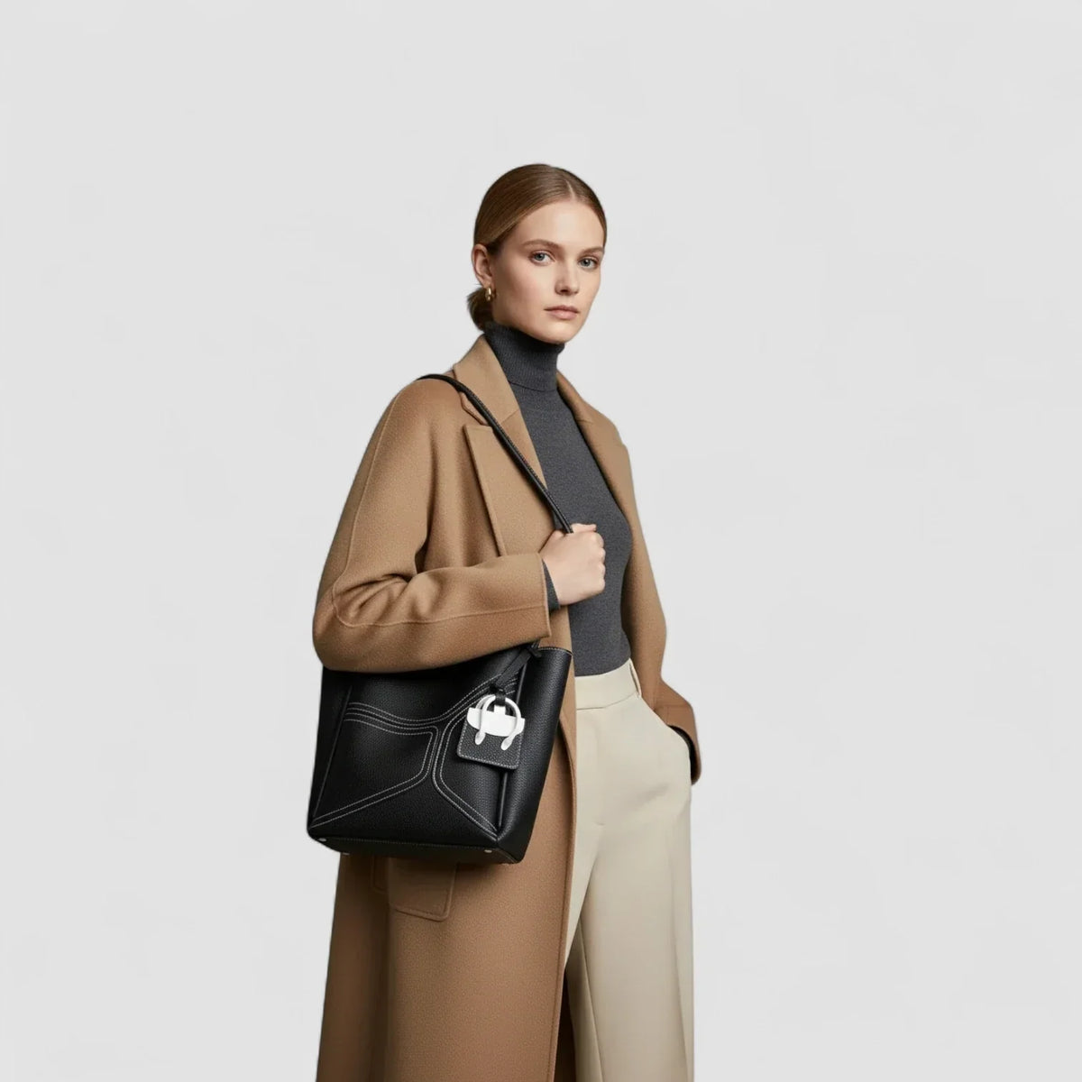 The Becca Tote Bag - By Qivii