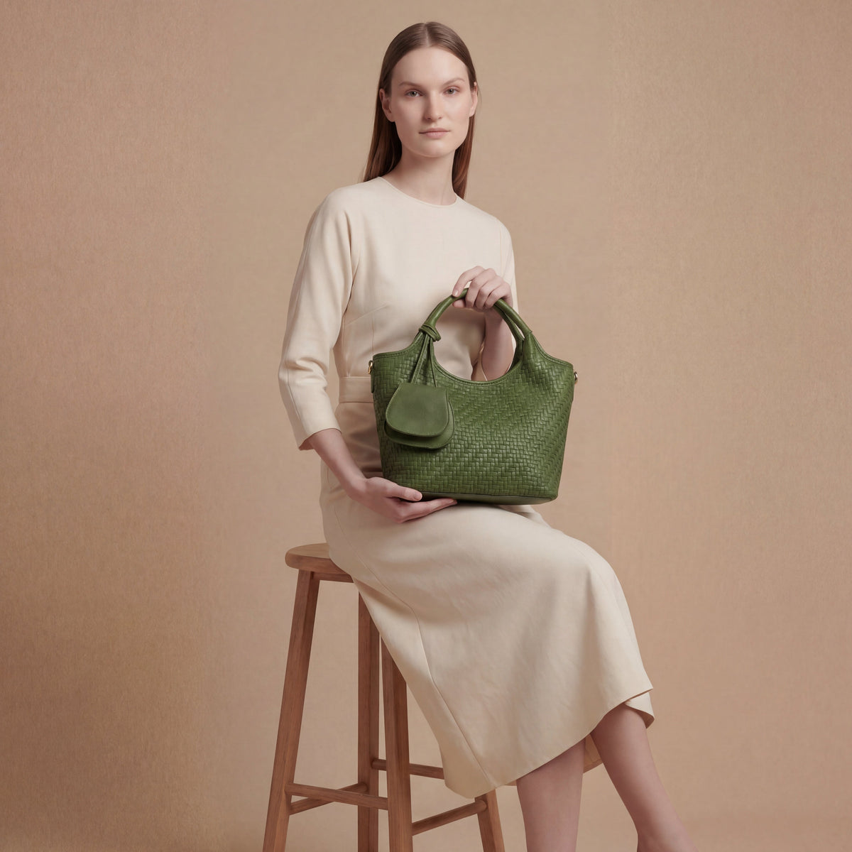 Verdant Weave Handbag in Vegan Leather - By Qivii