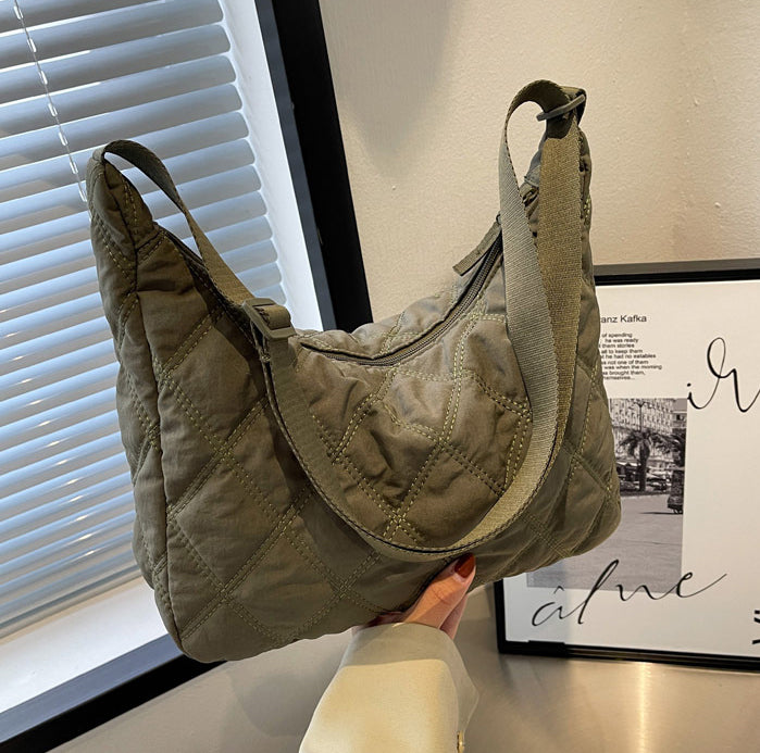 Selvane | Crossbody Bag - By Qivii