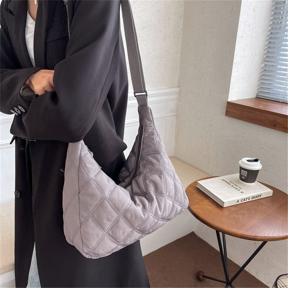 Selvane | Crossbody Bag - By Qivii