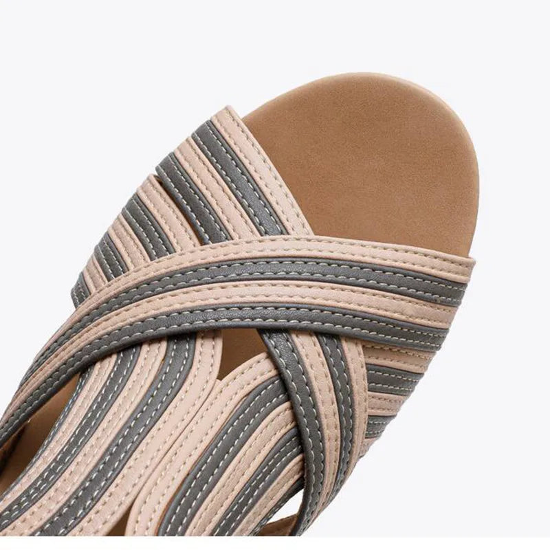 Avalon Wedges - By Qivii