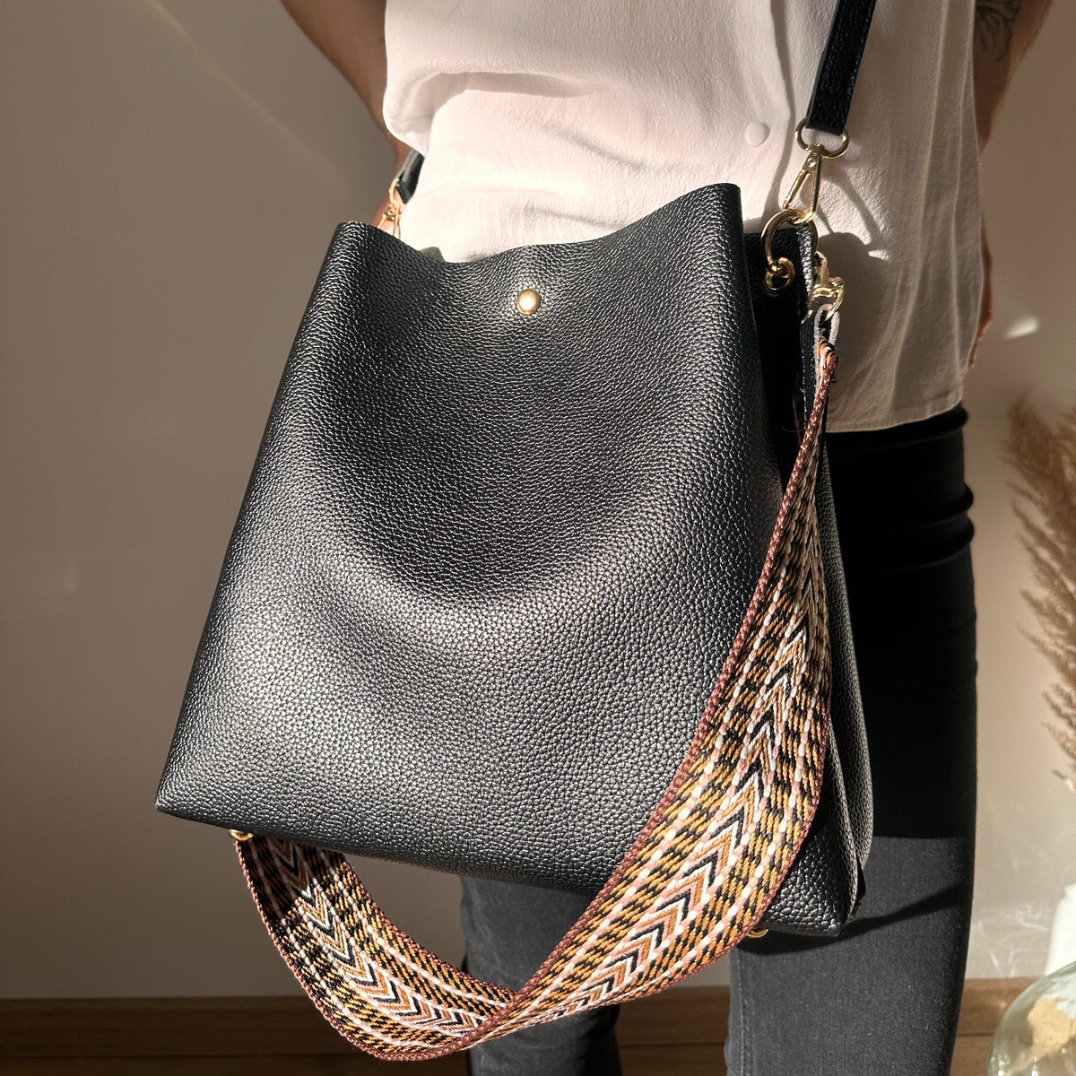 Montelise | Crossbody Bucket Bag - By Qivii