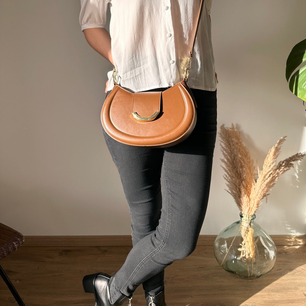 Lanna | Crossbody Bag - By Qivii