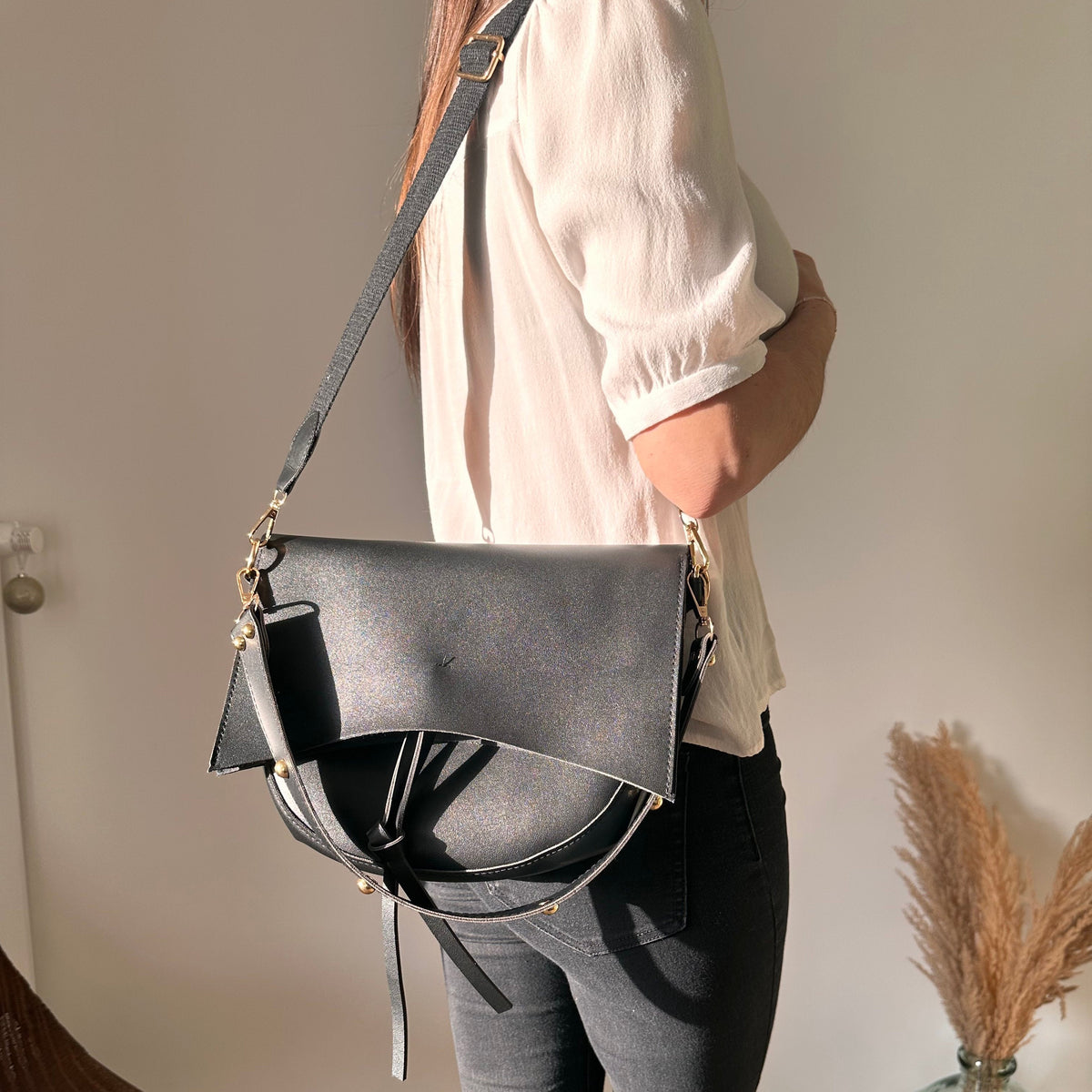 Lune | Crossbody Bag - By Qivii