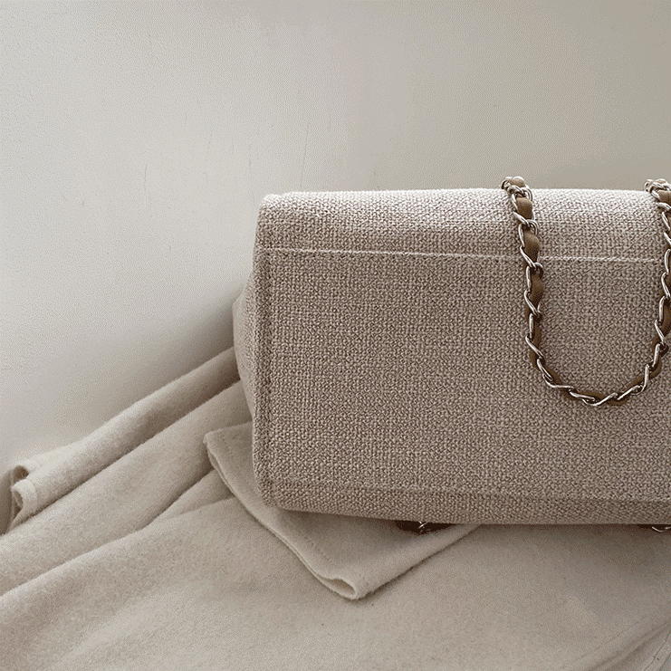 Fulla | Tote Bag - By Qivii