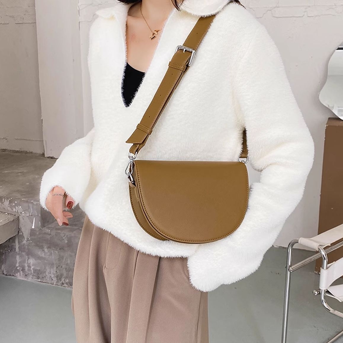 Virelle | Crossbody Bag - By Qivii
