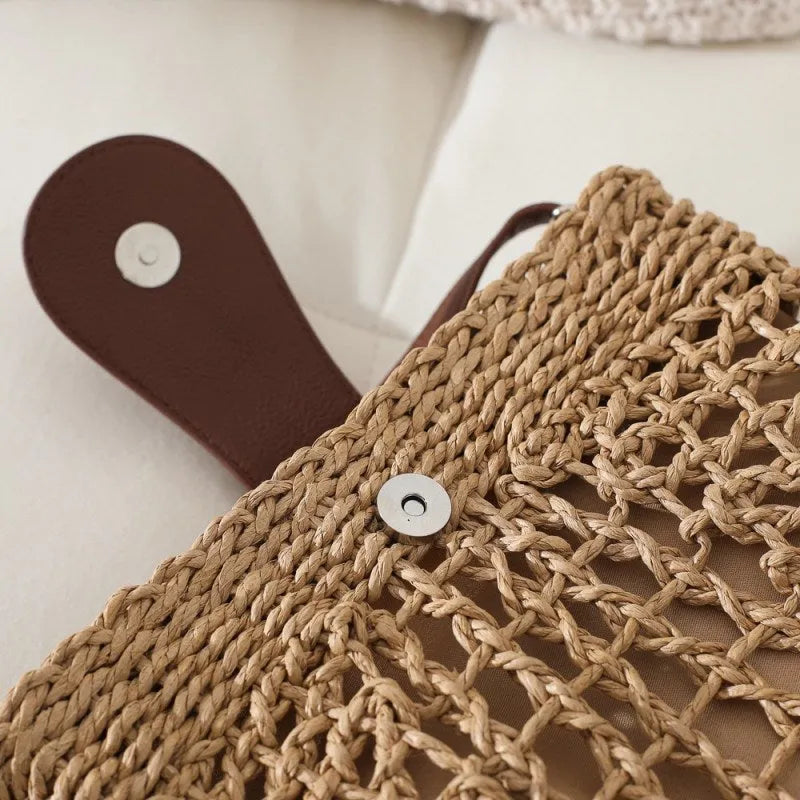 Manna | Crossbody Bag - By Qivii