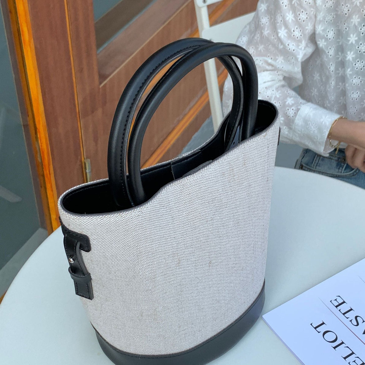 Serah | Crossbody Bucket Bag - By Qivii