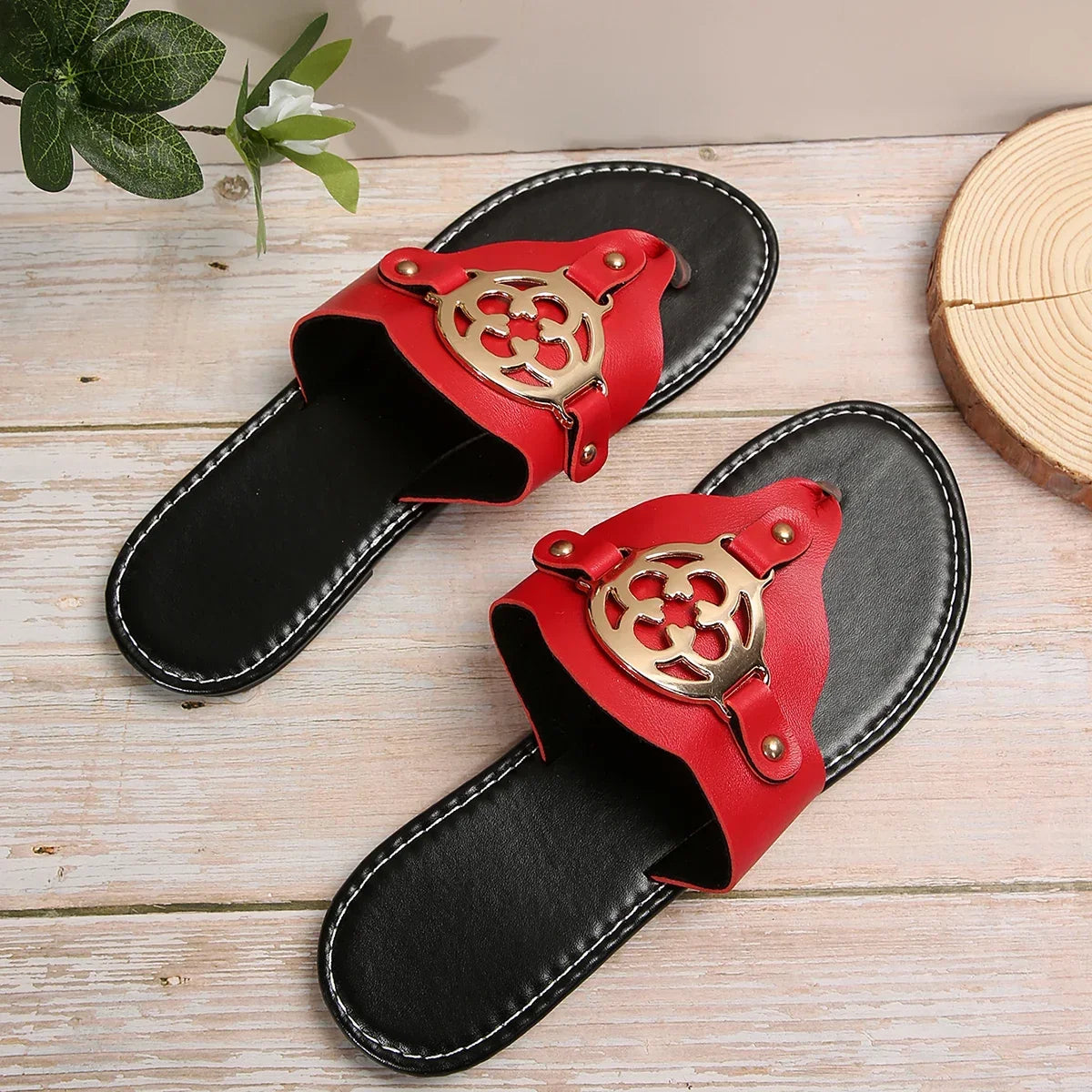 Eleanor Sandals - By Qivii