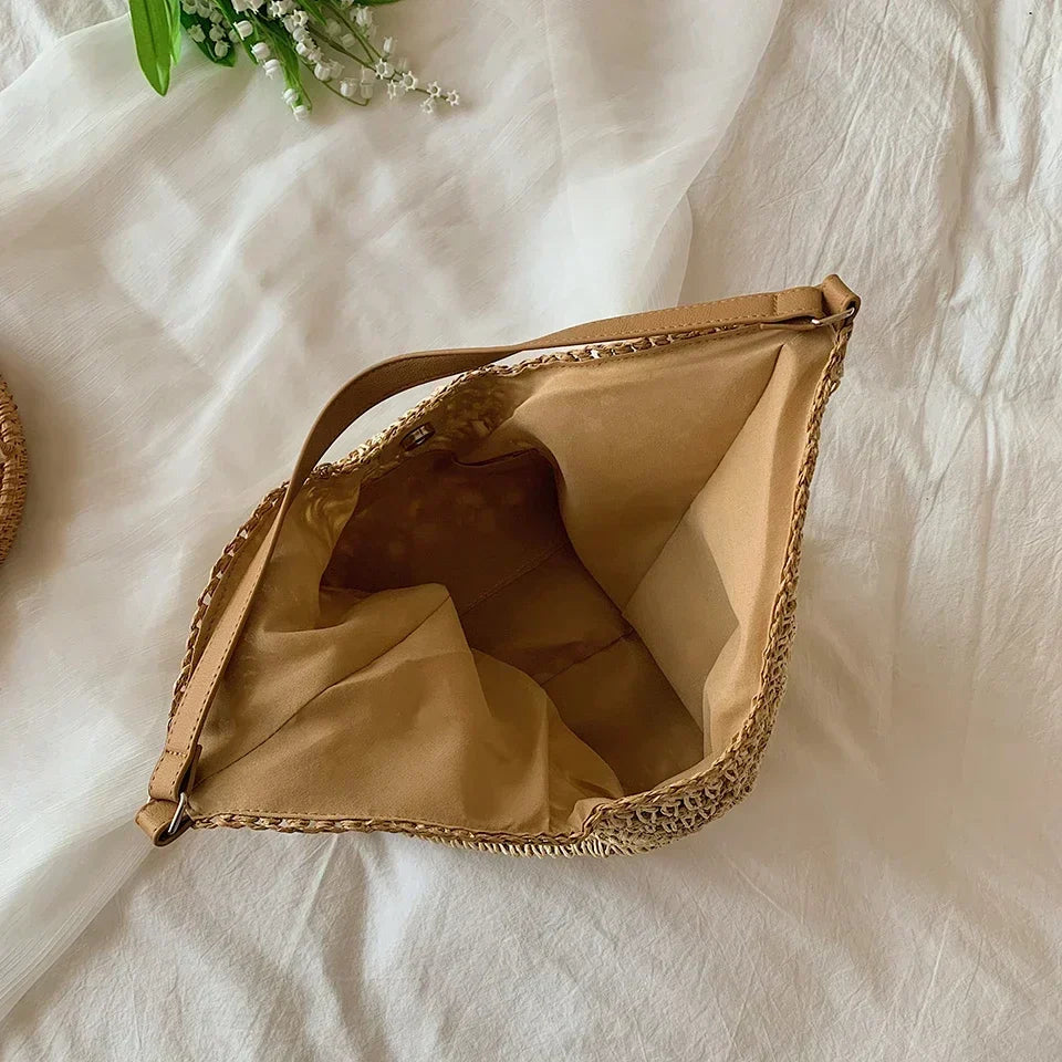 Blana | Tote Bag - By Qivii