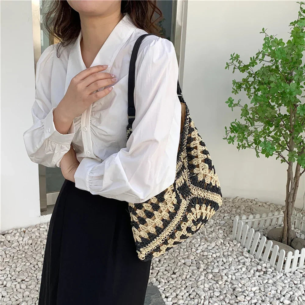 Blana | Tote Bag - By Qivii