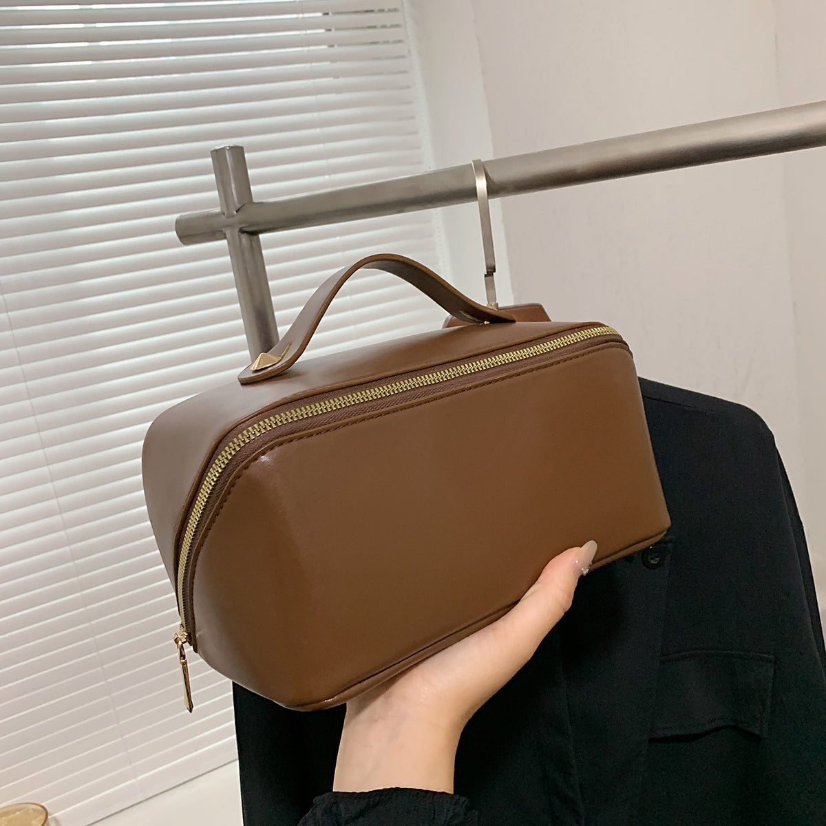 Tinah | Makeup Pouch - By Qivii