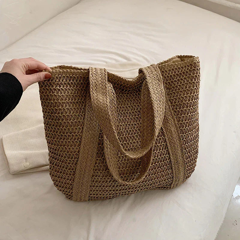 Totah | Tote Bag - By Qivii