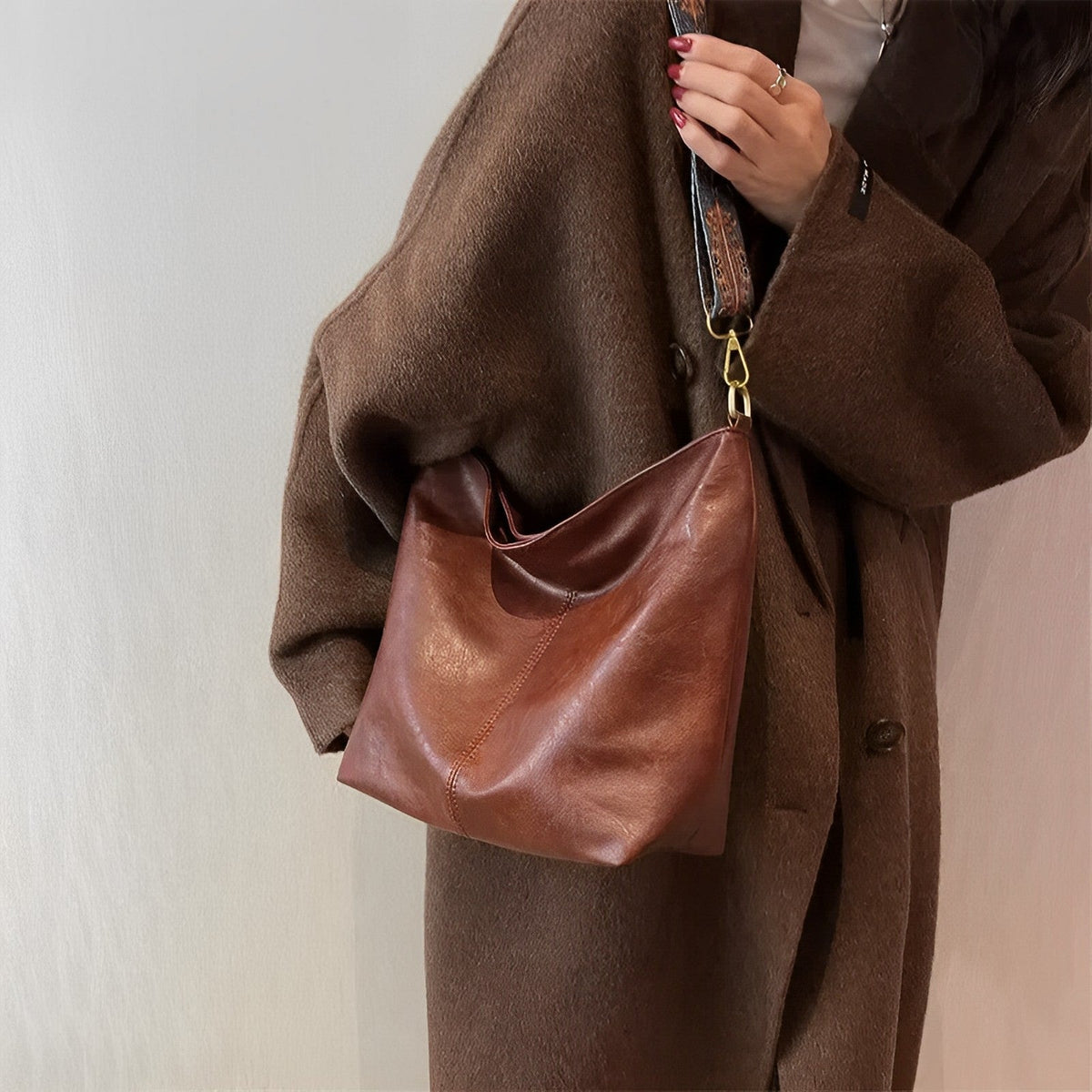 Boyah | Crossbody Bag - By Qivii