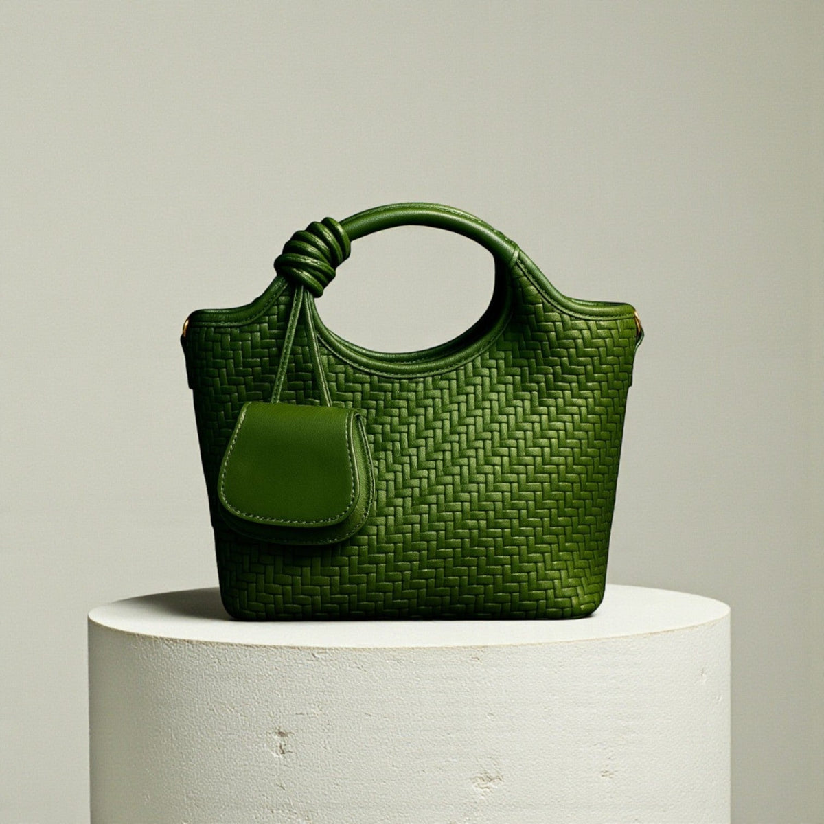 Verdant Weave Handbag in Vegan Leather - By Qivii