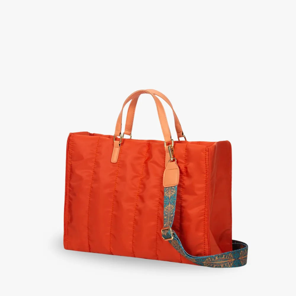 Lelah | Tote Bag - By Qivii