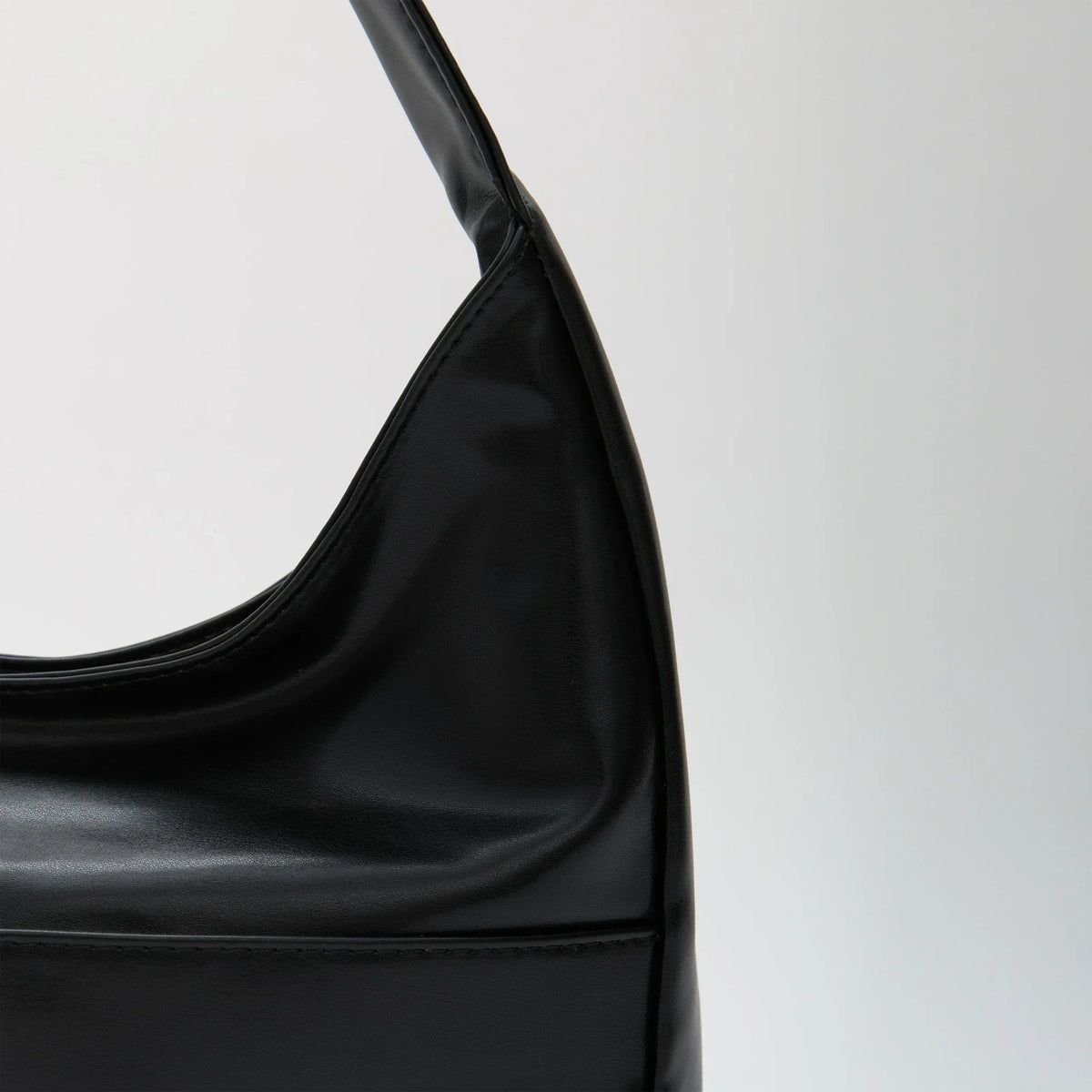 Lilya | Hobo Bag - By Qivii