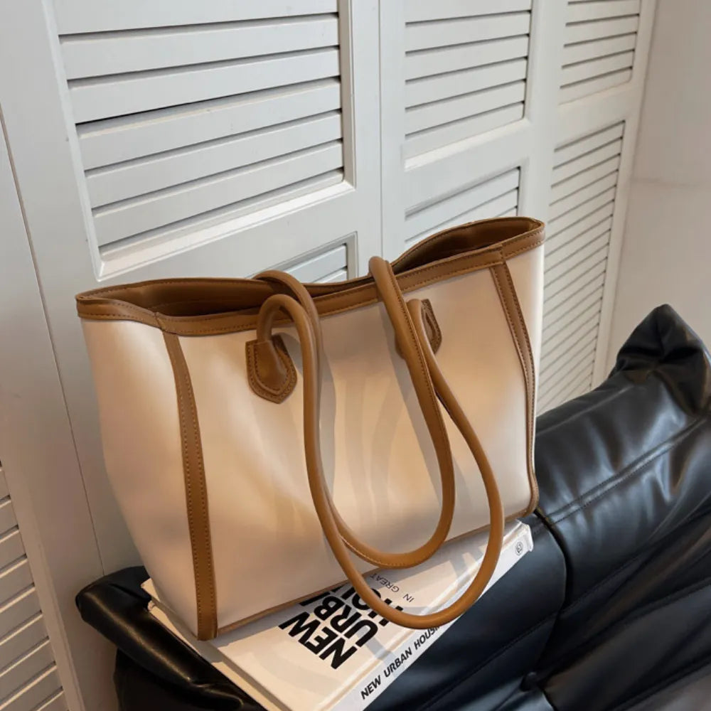 Elora | Tote Bag - By Qivii
