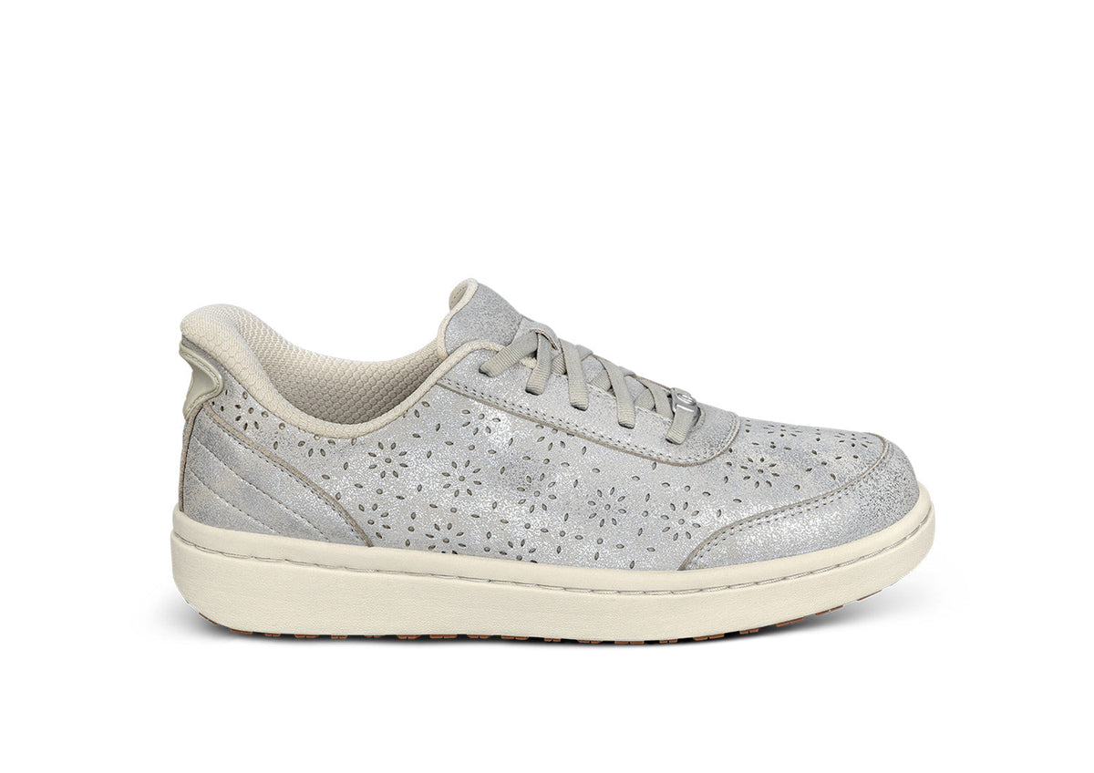 Elise - Der Hands-Free Komfort-Sneaker für stilvolle Tage - By Qivii