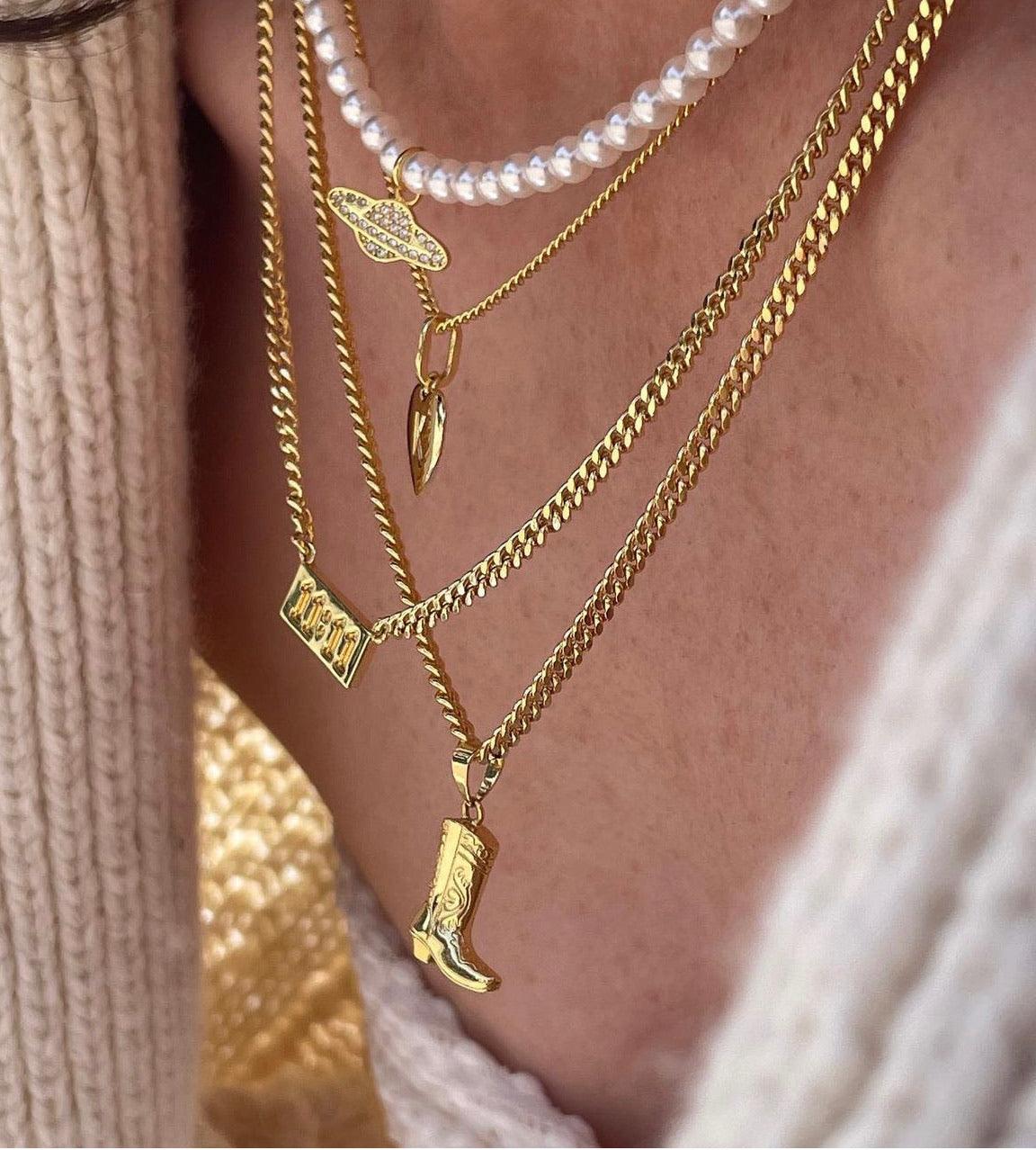 Western Wednesday Necklace | By Qivii