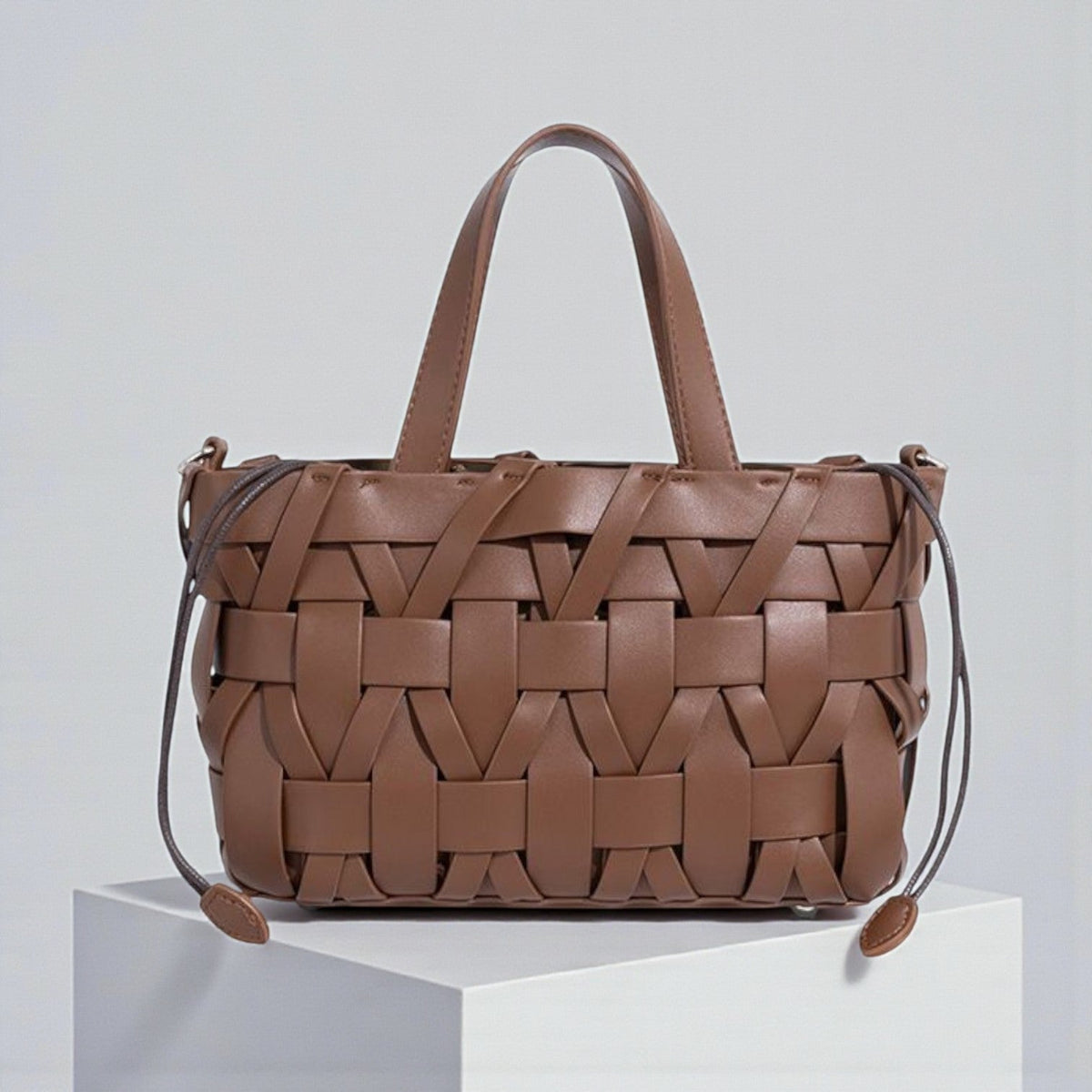 Atelier Interlace Tote - By Qivii